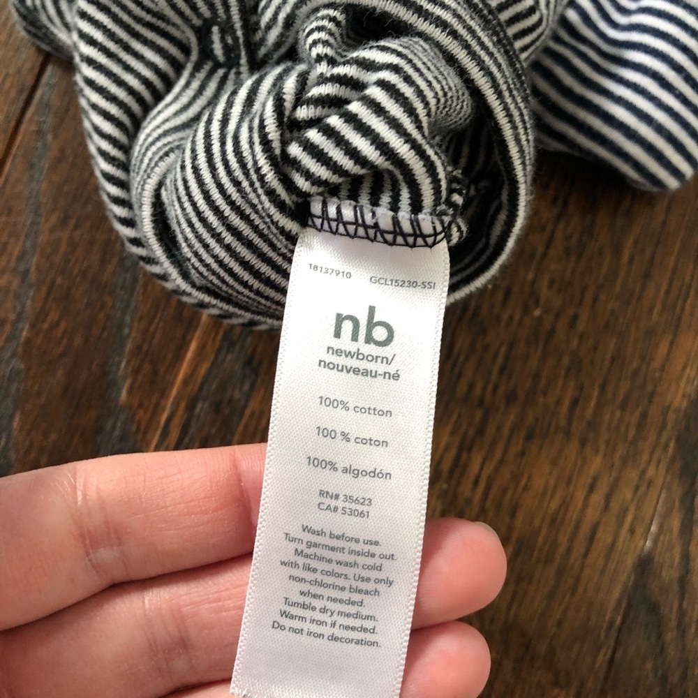 Bundle x2: Carter’s NB Black/Navy Blue/White Striped Long-Sleeve One-Pieces - Picture 7 of 9